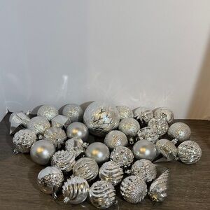 Christmas ornaments silver plastic same color different styles lot of 30